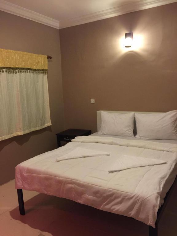Hostel The Happy House Phnom Penh Zimmer foto