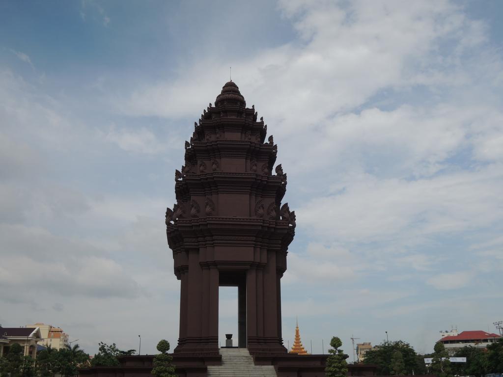 Hostel The Happy House Phnom Penh Exterior foto