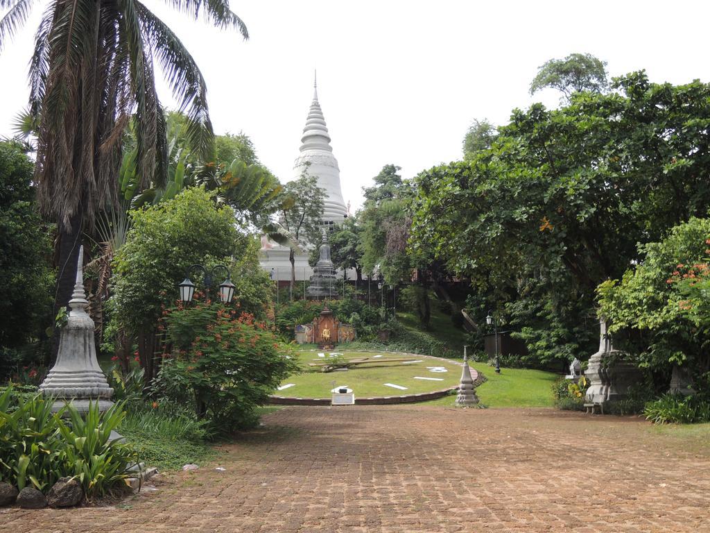 Hostel The Happy House Phnom Penh Exterior foto